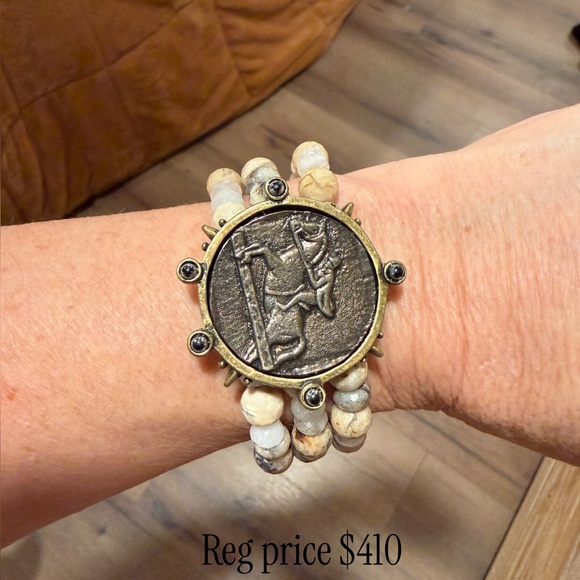Elegant Cavalier Medallion Bracelet - Picture 2 of 2